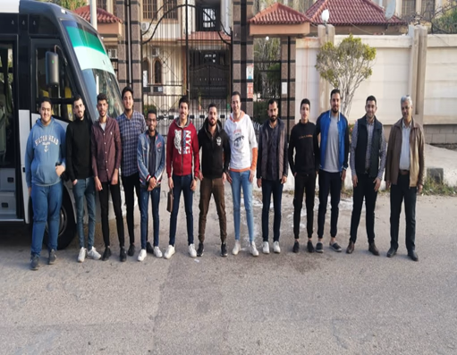 صورة جماعية خلال زيارة بيبسي 1